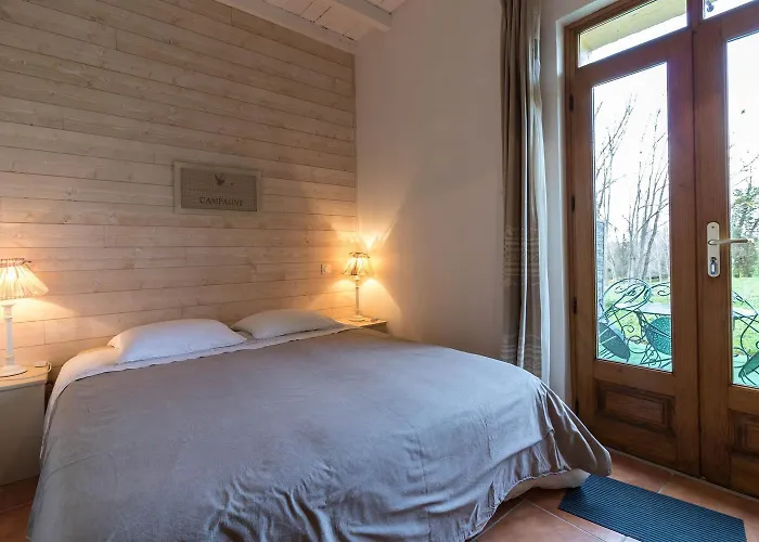 Guest house La Ferme Montplaisir Montesquieu-Volvestre